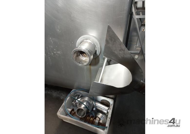 caption Risco TR130 Meat Grinder