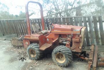 2310 Ditch Witch trencher , 35 hp Deutz , good chain , starts and drives good, Dimantling ,