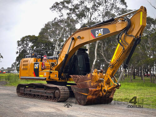 Caterpillar 323F Tracked-Excav Excavator