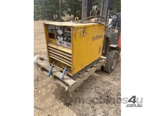 caption 400 Amp 3 Phase welder