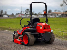 Kubota ZD1221 Zero Turn Lawn Equipment - picture2' - Click to enlarge