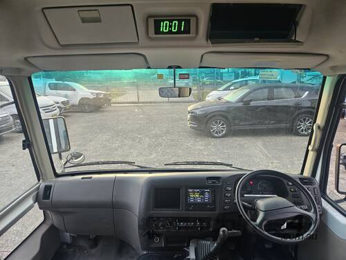 caption 2015 Mitsubishi Rosa Deluxe Bus Diesel (Manual) (22 Seat) (Ex Defence)