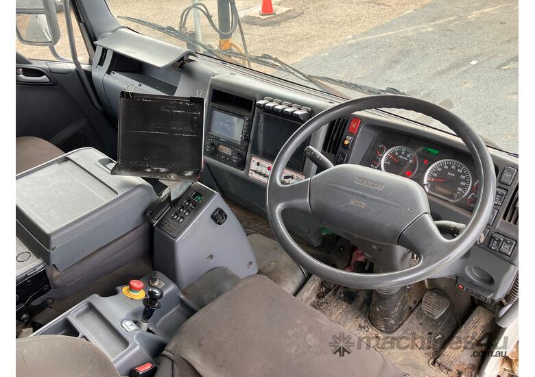 2016 Isuzu FXY1500 Jetpatcher