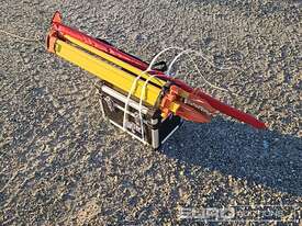 Unused Captok Laser Level, Self-Leveling Rotary Laser Level With Batteries, Receiver, Tripod, Grade  - picture0' - Click to enlarge