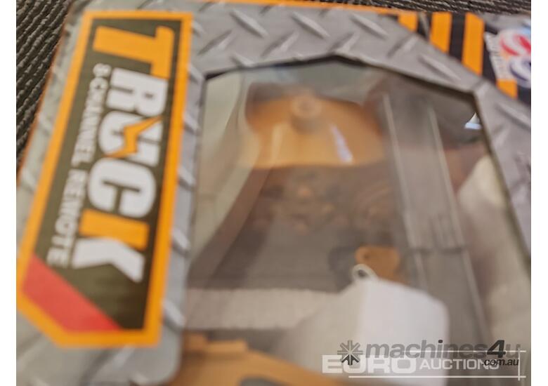 caption Unused Captok Model Crane