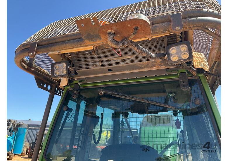caption 2019 Fendt 211P Vario 4x4 Tractor
