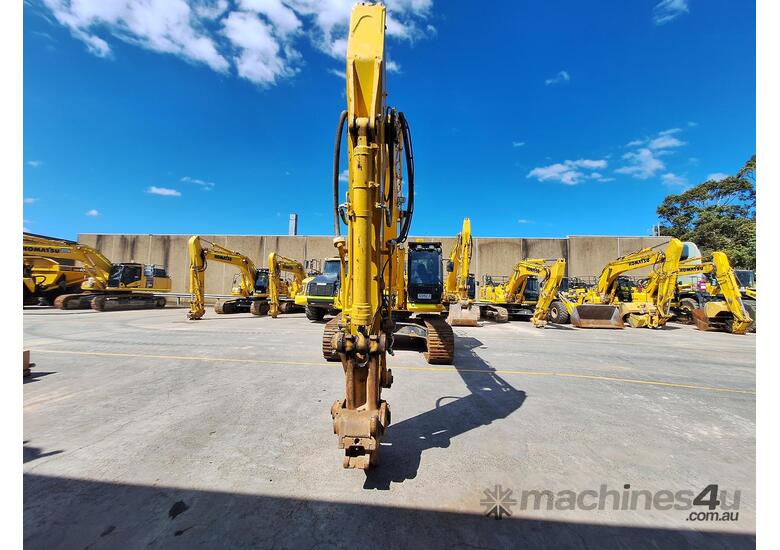 2022 Komatsu PC360LC-11