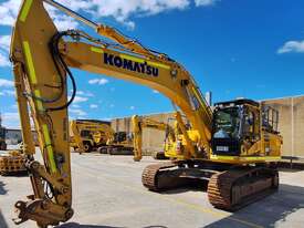 2022 Komatsu PC360LC-11 - picture11' - Click to enlarge