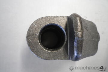 Cesco Equipment CH30 Holder for Rock Bits