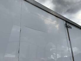 2017 Mitsubishi FEC71 Canter 815 Service Pan - picture0' - Click to enlarge