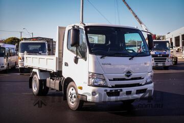 2025 Hino 300 series 617 Manual Tipper