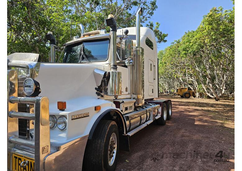 2011 Kenworth T659 Prime Mover - 600HP Cummins, 18 Speed Manual, 140T Rated