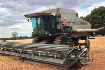 Gleaner R52 Header(Combine) Harvester/Header