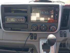 Fuso Canter - picture2' - Click to enlarge