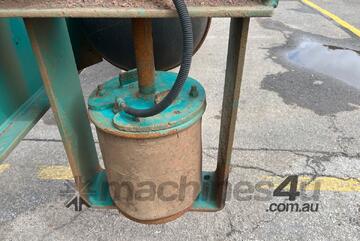 2011 GTE 3-2 Tri Axle Drop Deck Skel Trailer