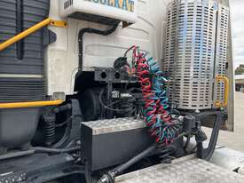 2017 Volvo FH16 Prime Mover - picture2' - Click to enlarge