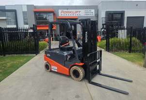 Toyota Forklift 2.5T Electric Container Mast - New Battery (Unit#:U963)