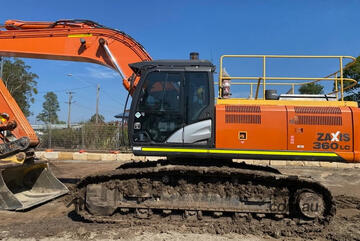 Hitachi ZX360LC-5B Tracked-Excav Excavator
