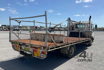 Isuzu 1999   FRR500 Table Top