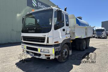 2005 Isuzu C3 (6x4) Tipper with Portable Water Tank