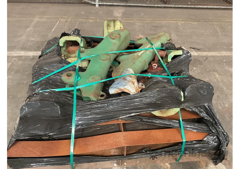 *UNRESERVED* Pallet of Earthmoving GET's Including Bucket Teeth & Vertical Wear Plates