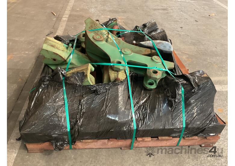 *UNRESERVED* Pallet of Earthmoving GET's Including Bucket Teeth & Vertical Wear Plates