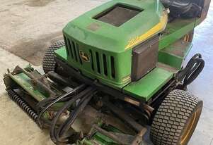 John Deere 2653A Ride-On Mower