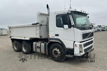 Volvo 2006   FM 400 6x4 Tipper