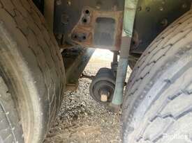 2005 Mitsubishi FV 500 Refrigerated Pantech - picture0' - Click to enlarge