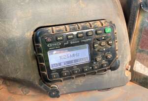 Kubota   SVL75-2CHW Skid Steer