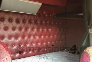 (8757) Western Star - Very Good Condition