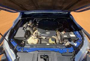 Toyota 2017   Hilux SR Diesel