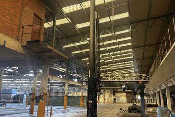 Toyota Reach Forklift 6FBRE16 + Kooi ReachForks (6m Lift) NEW Battery