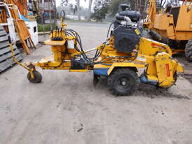 rayco 1625 stump cutter , self propelled , 20hp pe - picture0' - Click to enlarge