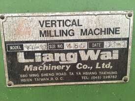 Used Vertical Mill - picture2' - Click to enlarge