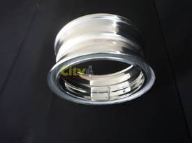 8.25x22.5 Chrome Spider Rims - picture1' - Click to enlarge