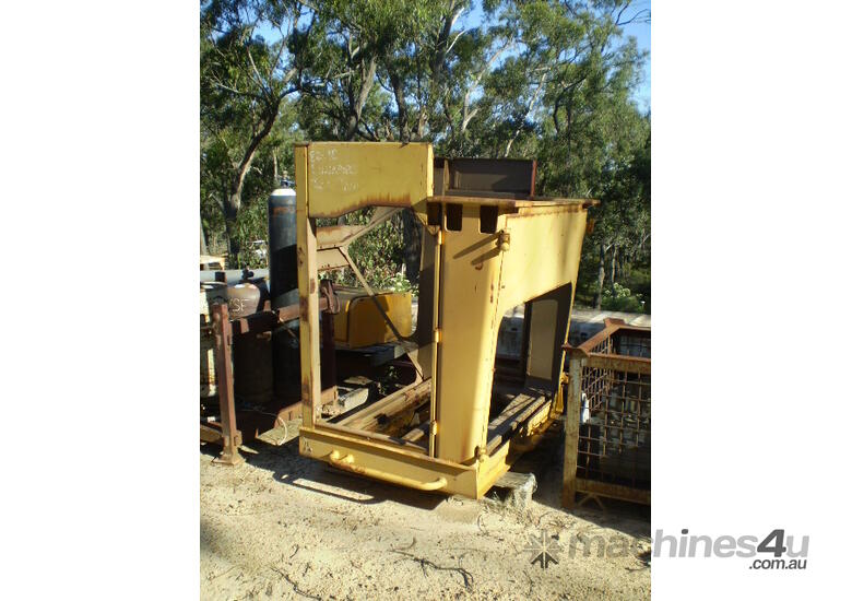 caption ROPS for 953 Cat Caterpillar