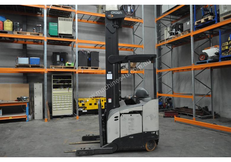 Used Crown Rr5285 45 High Reach Forklift In Listed On Machines4u