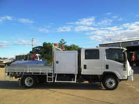 Isuzu NQR450 Service Body Truck - picture2' - Click to enlarge