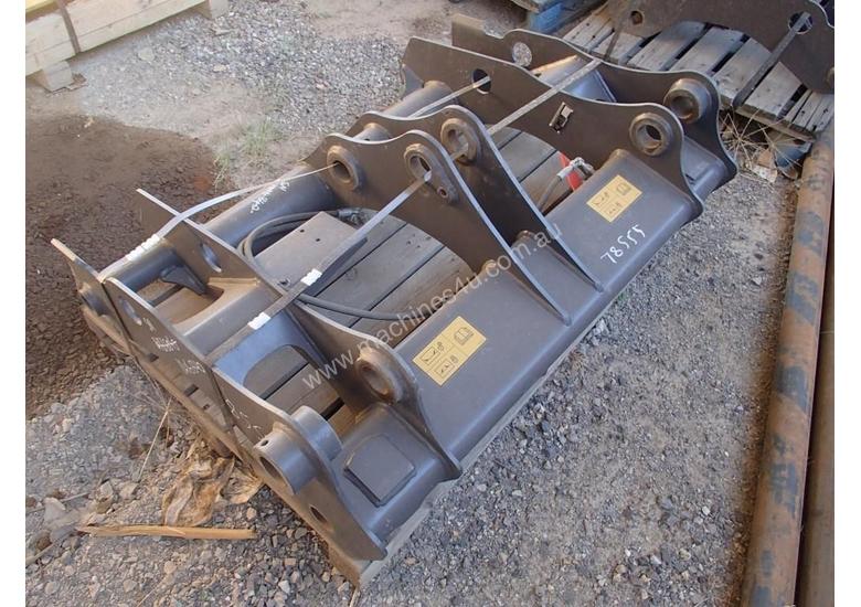 New Volvo FM460 Excavator Hitch in , Listed on Machines4u