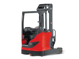 Linde Series 1120 R14-R20 Electric Reach Trucks - picture0' - Click to enlarge
