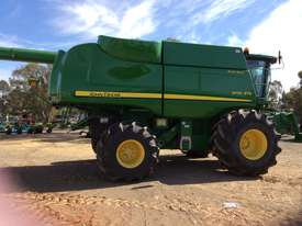 John Deere 9770 STS Header(Combine) Harvester/Header - picture2' - Click to enlarge