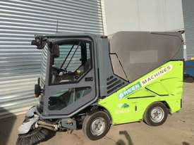 GREEN MACHINE SWEEPER - picture0' - Click to enlarge
