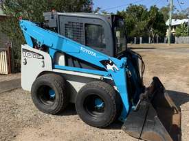 Toyota Huski Skid Steer Perfect For Grassy Areas!  - picture0' - Click to enlarge