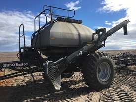 Flexicoil 2850 Air Seeder Seeding/Planting Equip - picture0' - Click to enlarge