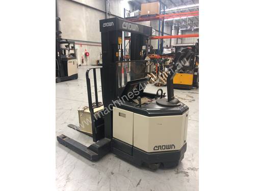 Used Crown Walkie Stacker (Perth branch)