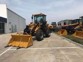 SUMMIT 828 120HP 6.5T Wheel Loader With 4 in 1 Bucket, Fork & Spare Wheel - picture1' - Click to enlarge