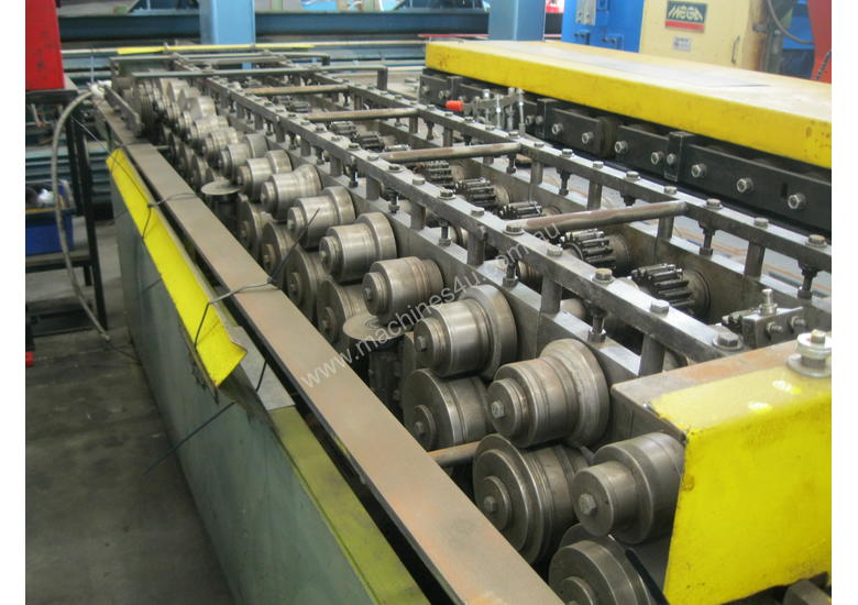 caption Engel TDF Rollformer American 16 Station