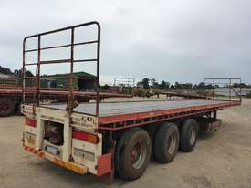 2001 SFM Engineering Tri Axle 45' Flat Top Lead Trailer - T95 - picture1' - Click to enlarge