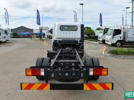 2019 HYUNDAI EX8 XLWB Cab Chassis   - picture2' - Click to enlarge